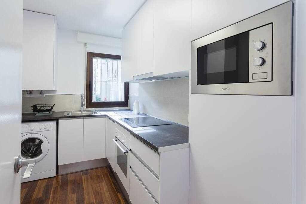 Apartamento Para 4 Con Terraza En El Centro Girona Dış mekan fotoğraf