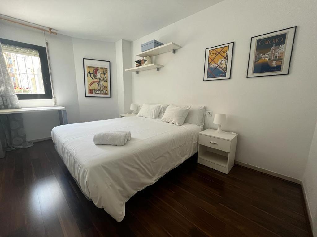 Apartamento Para 4 Con Terraza En El Centro Girona Dış mekan fotoğraf